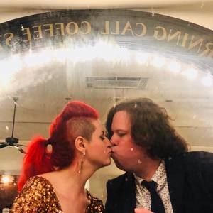 Meet your Posher, Elise